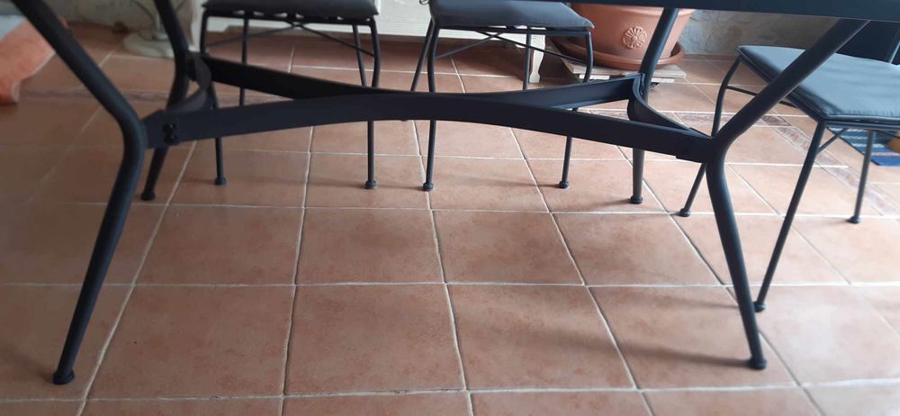 COIN REPAS Meubles