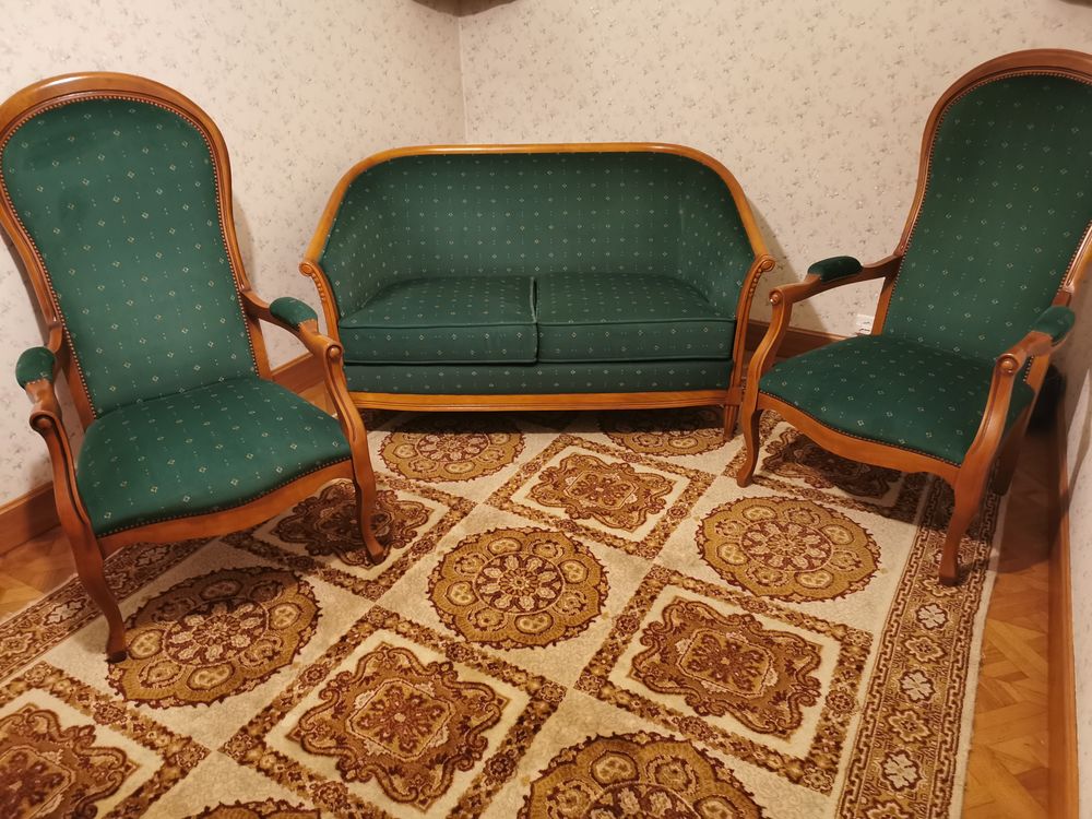 canap&eacute; 2 places et ses 2 fauteuils Meubles