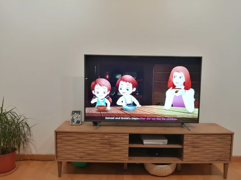 Smart TV Essentiel - 55 pouces Electroménager
