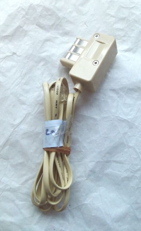 Prise t�l�phone c�ble RJ11 2 m 3 Villeurbanne (69)