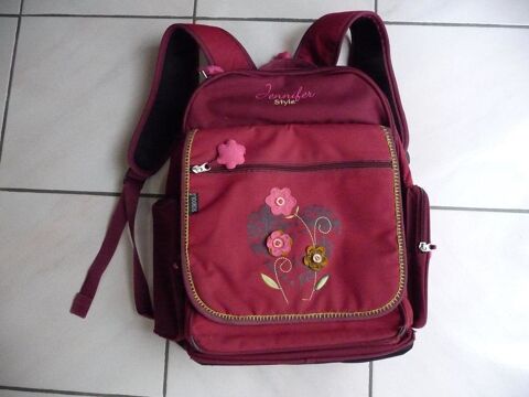 Sac à dos rouge bordeaux Jennifer Style 25 Celles-sur-Belle (79)