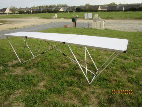 TABLE A TAPISSER 20 Bonchamp-l�s-Laval (53)