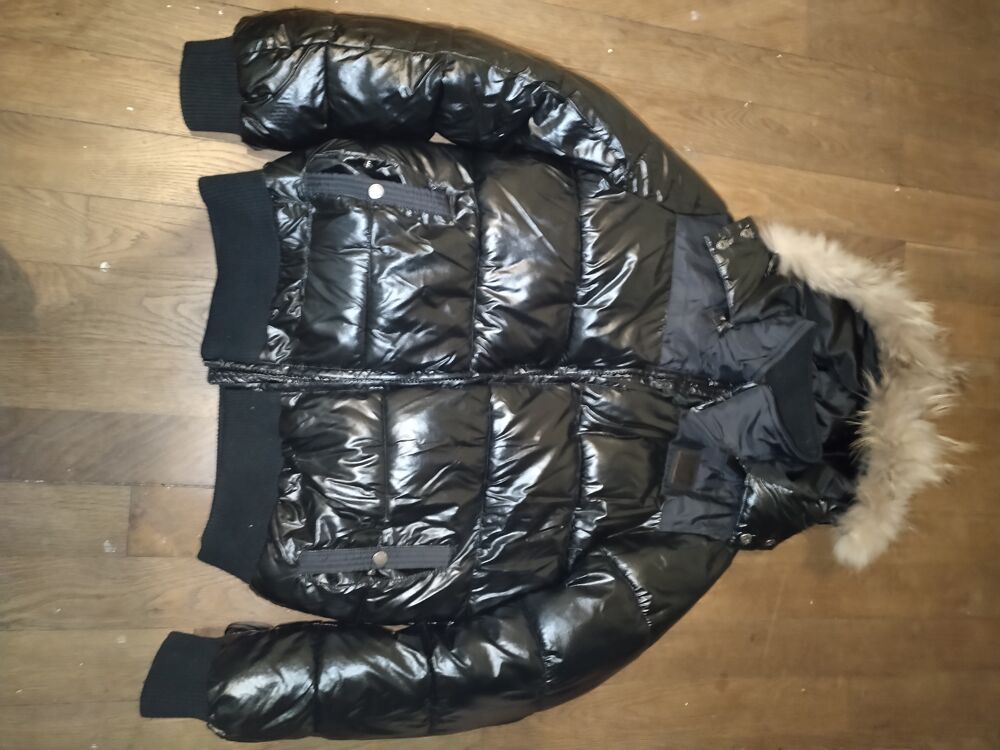 Doudoune brillante bien gonfl&eacute;e KAPORAL (taille M) Vtements