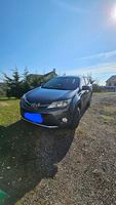 RAV 4 RAV4 150 D-4D AWD Life 2015 occasion 55100 Verdun