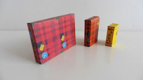 3 Valises reproduction en carton JOUSTRA
10 Talant (21)