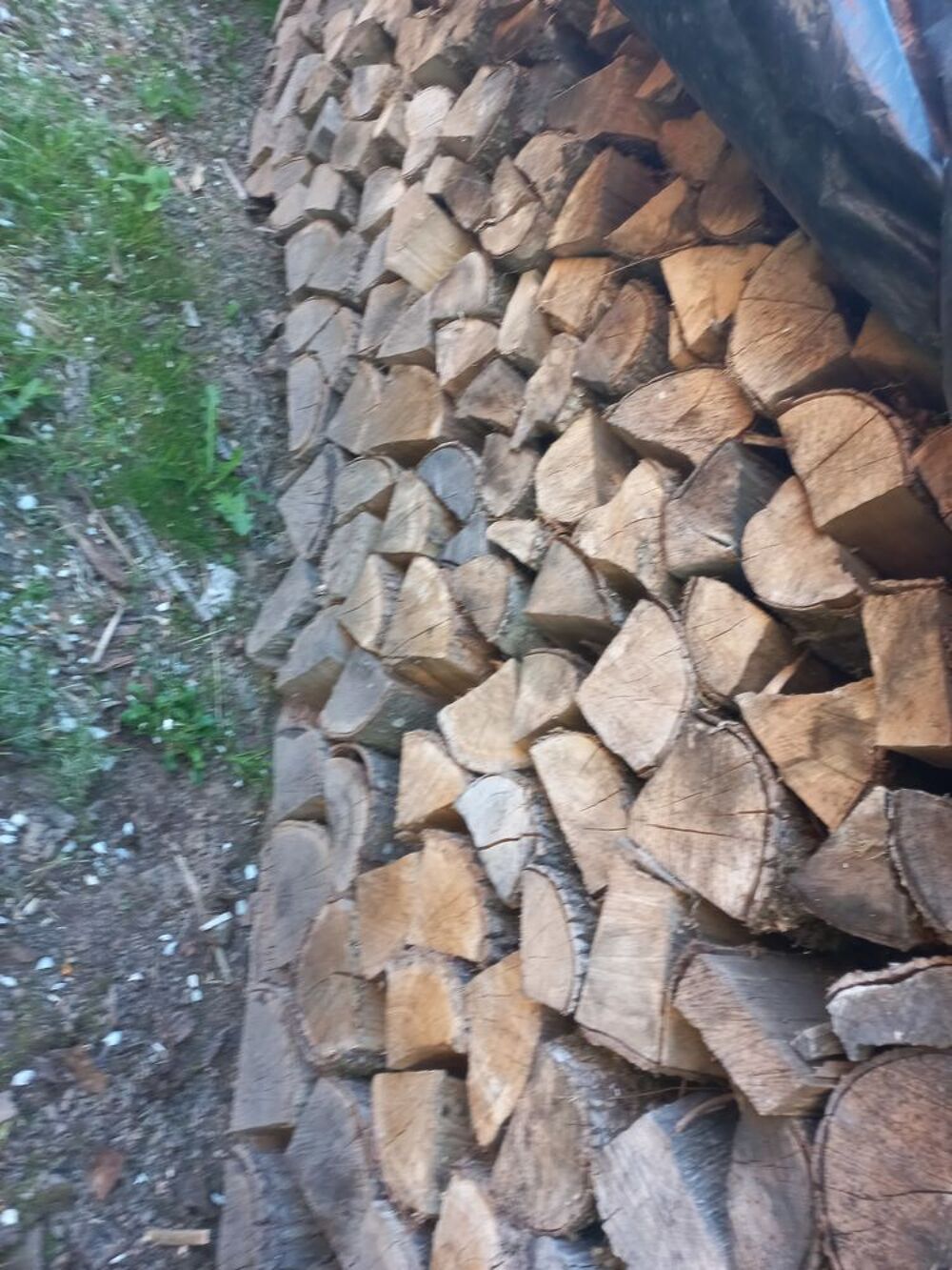 4 st&egrave;res bois de chauffage bien sec fendu Bricolage