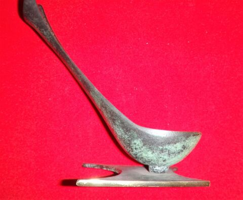 Repose pipe en bronze vieilli contour dor
12 Paris 15 (75)