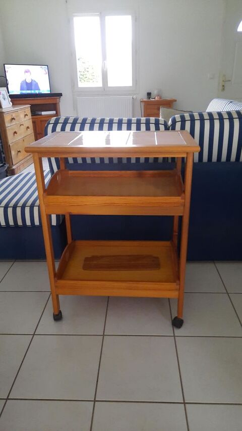 Desserte  roulette en pin 50 Saint-Loup-de-Varennes (71)