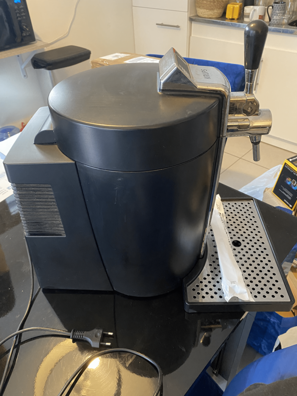 Tireuse &agrave; bi&egrave;re Krups comme neuf Electroménager
