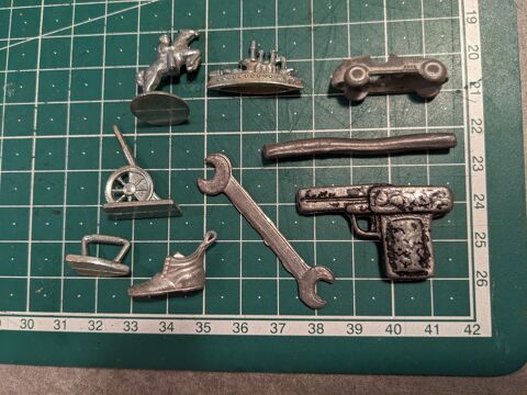 Lot de pions Figurines Miniatures en Mtal 6 Marseille 13 (13)