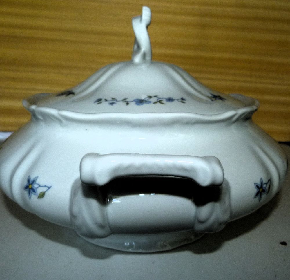 soupi&egrave;re Porcelaine FD CHAUVIGNY 