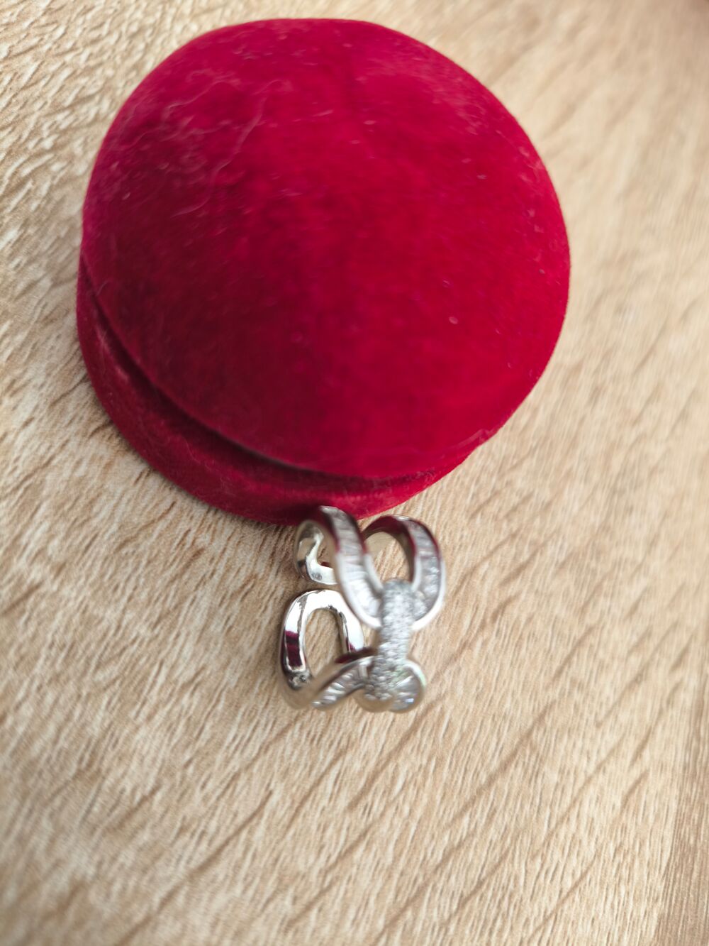 Bague femme cristal autrichien plaqu&eacute; or blanc rhodi&eacute; Bijoux et montres