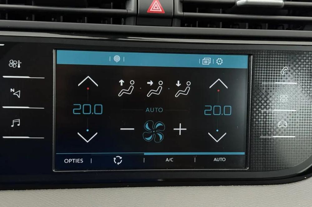 C4 Spacetourer CITROEN C4 GRAND SPACETOURER 1,2L 131cv EAT8 FEEL 7 PLACES 2022 occasion 55100 Verdun