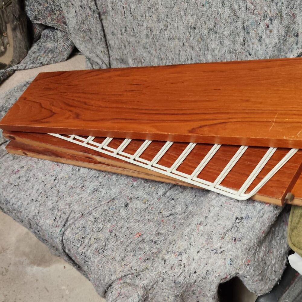 &Eacute;tag&egrave;re String Scandinave en teck, 3 niveaux
Meubles