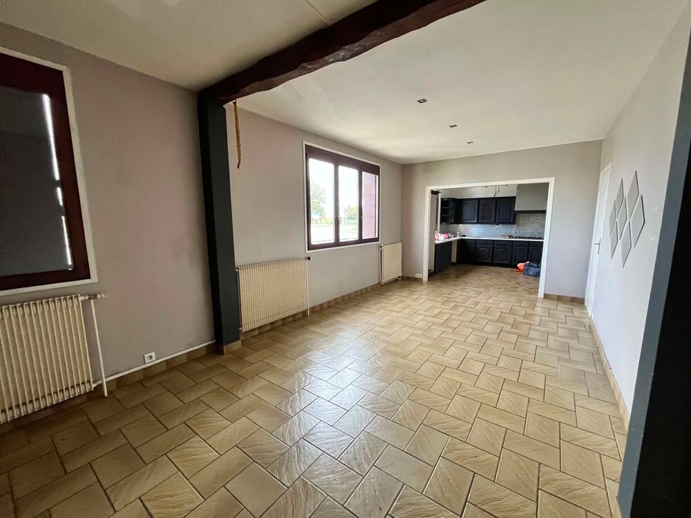 Vente Maison Maison individuelle avec terrain et dépendances Essertaux