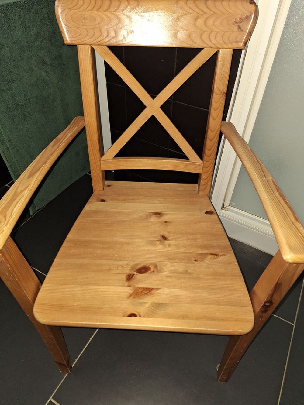 Chaises en bois 
Chaises en bois
Meubles
