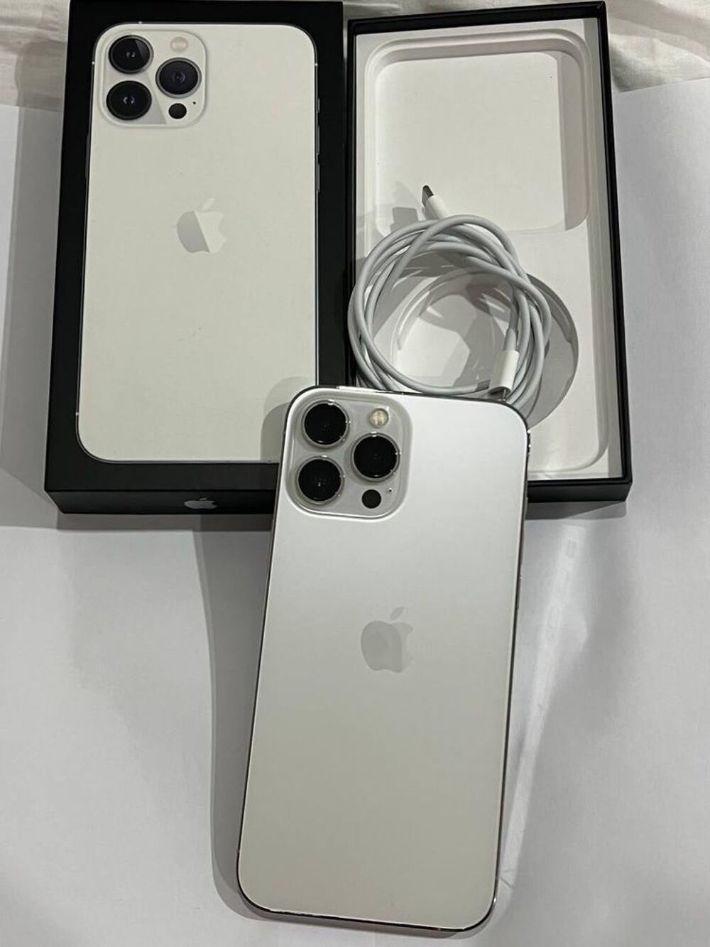 IPhone 13 Pro Max Téléphones et tablettes
