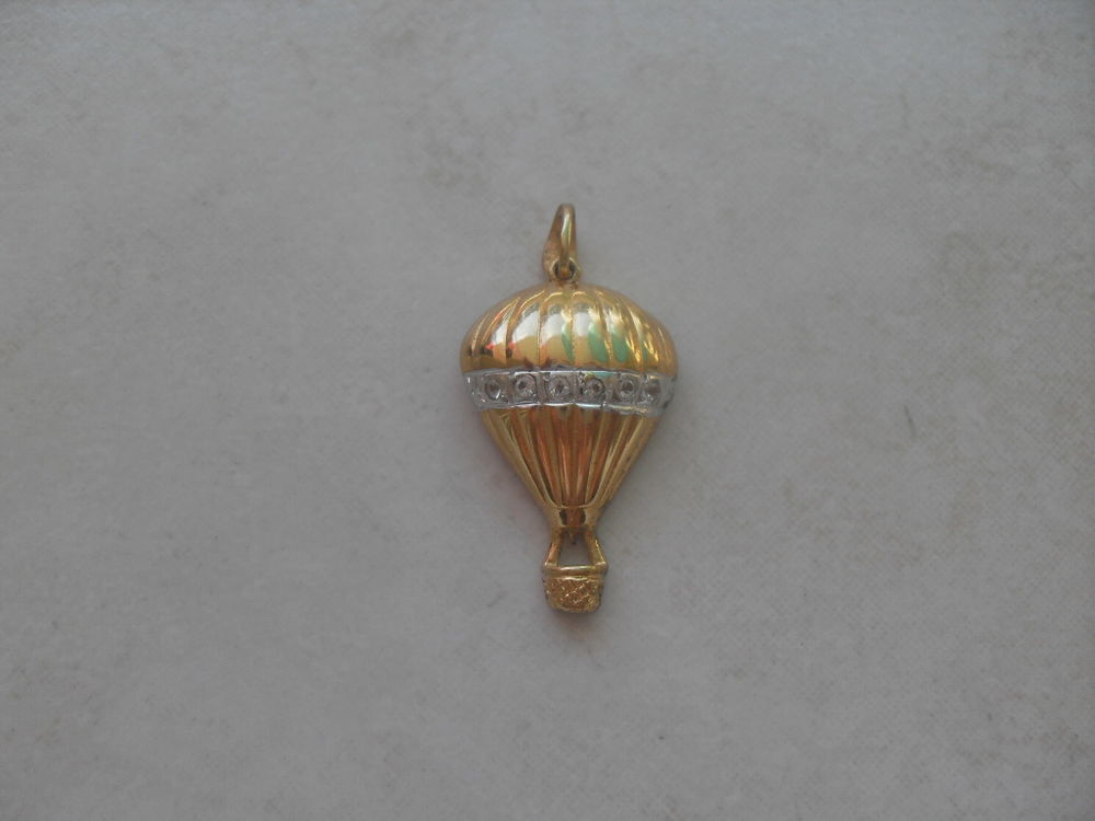 Pendentif Mongolfi&egrave;re Bijoux et montres