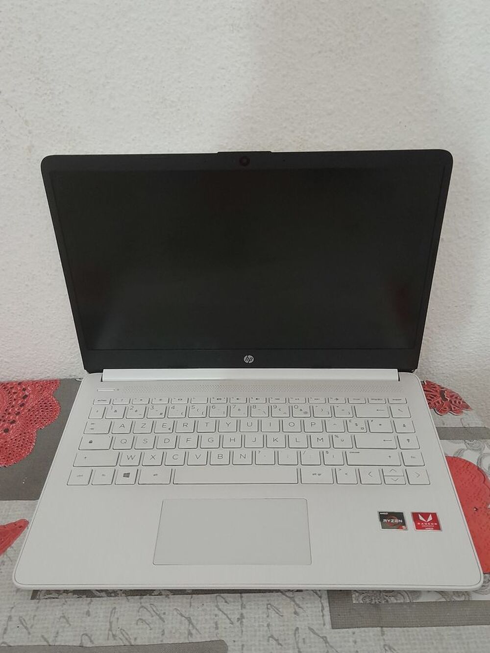PC PORTABLE HP LAPTOP 14s Matériel informatique