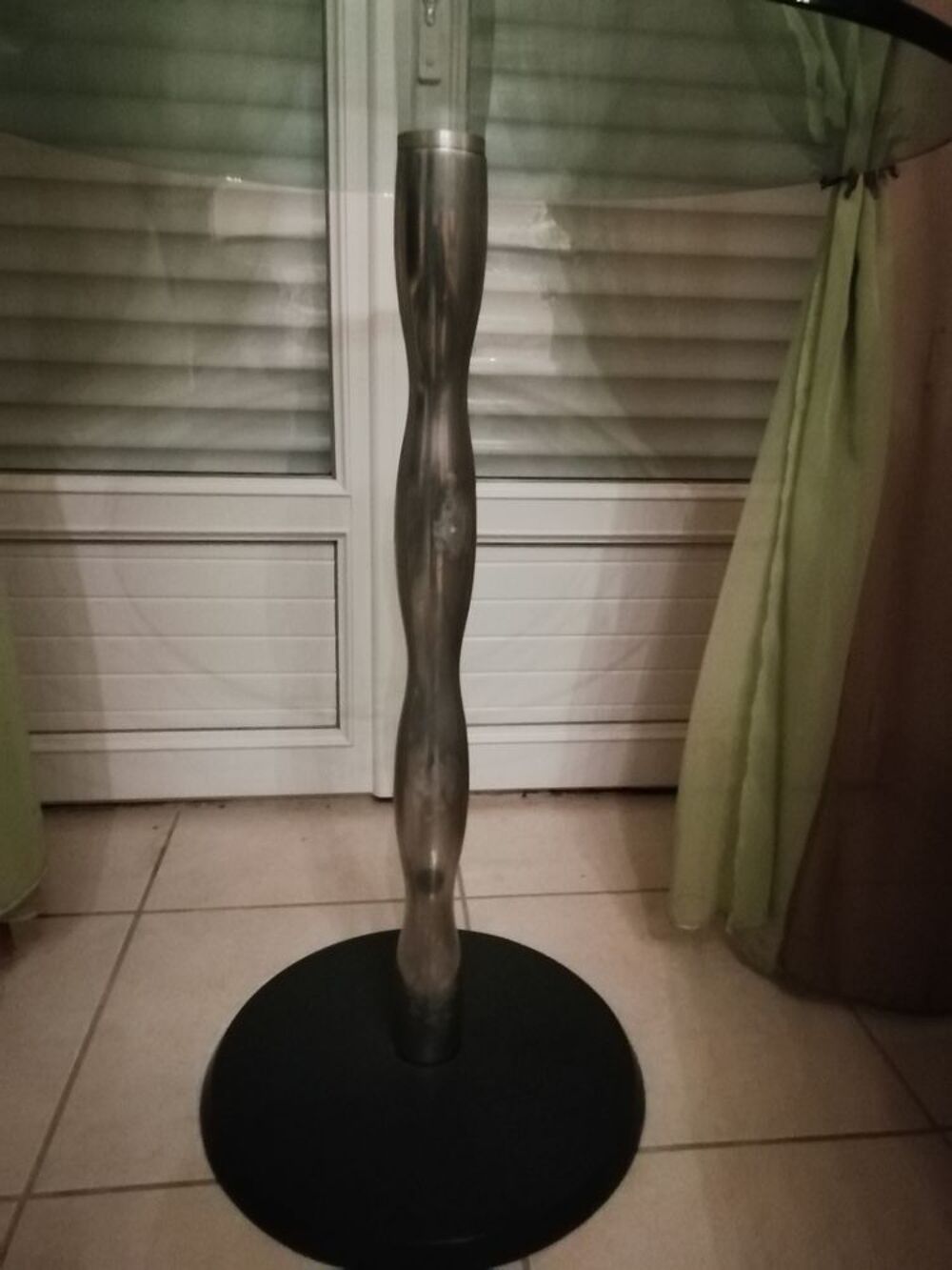 TABLE GUERIDON Meubles