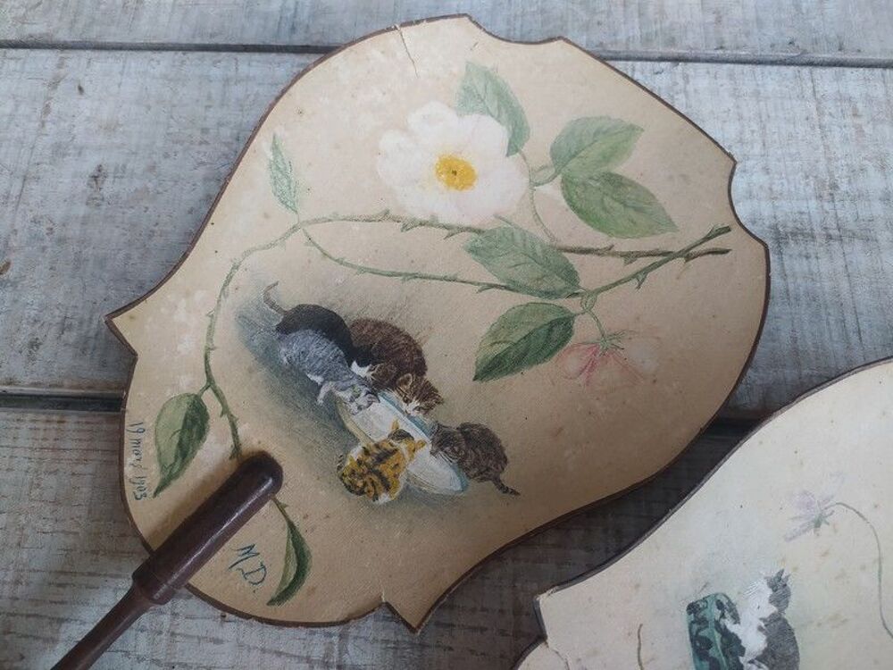 Paire d'&Eacute;crans &Eacute;ventail Peint D&eacute;cor Chats Chatons ca1900 