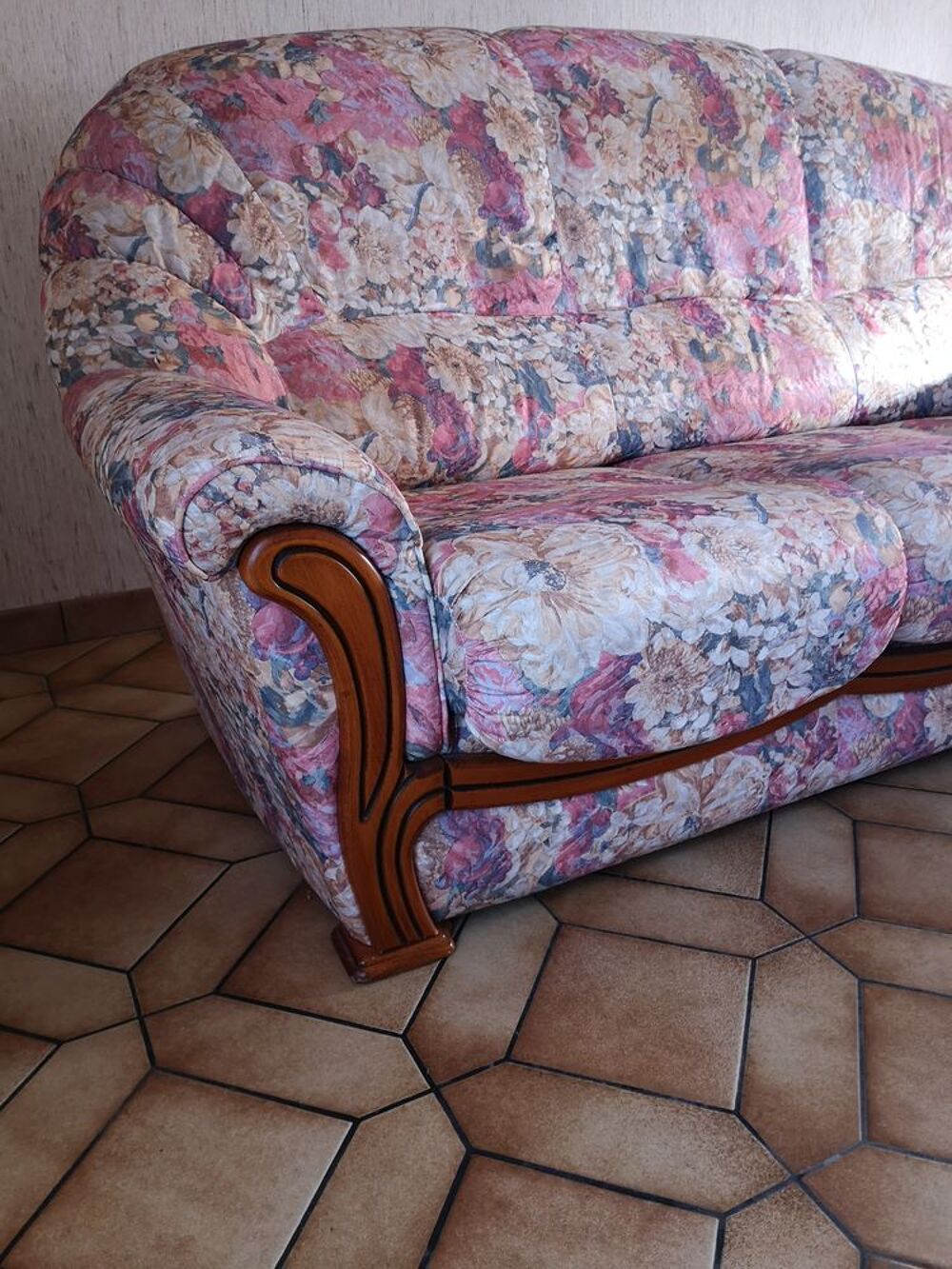 canap&eacute; et 2 fauteuils Meubles