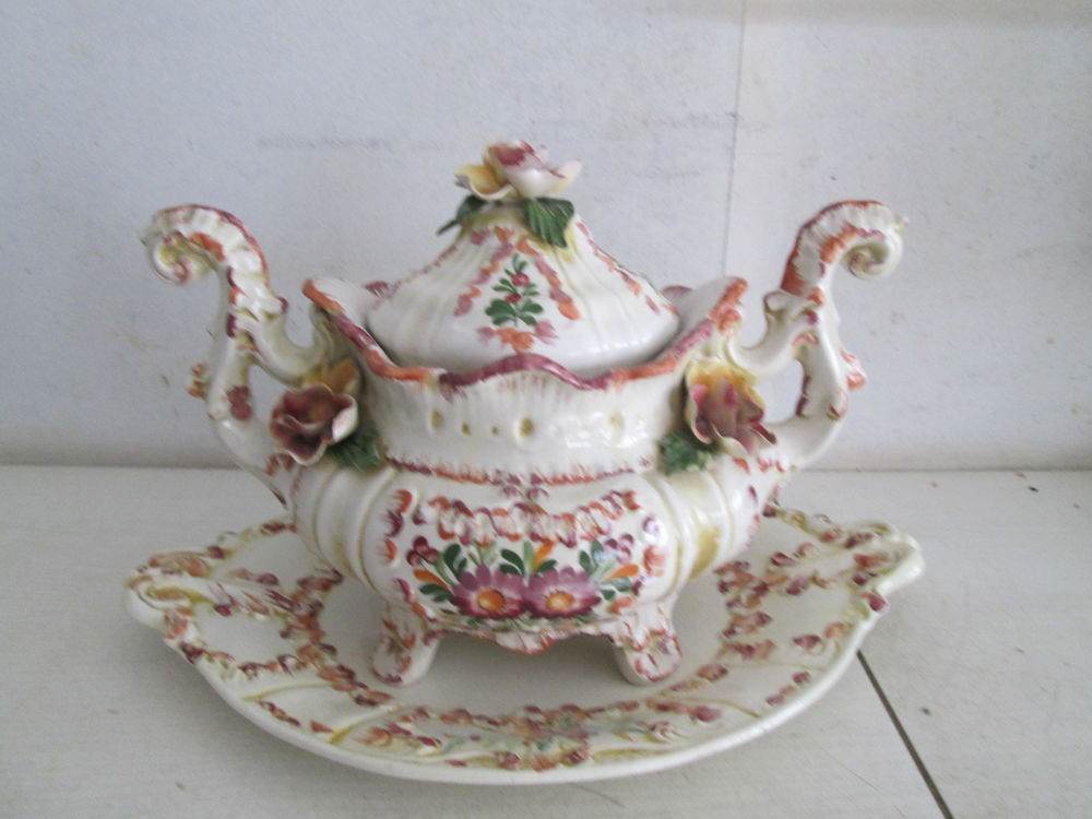 Soupi&egrave;re de d&egrave;coration Décoration