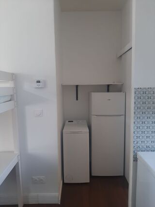  Appartement à louer 1 pièce 20 m²