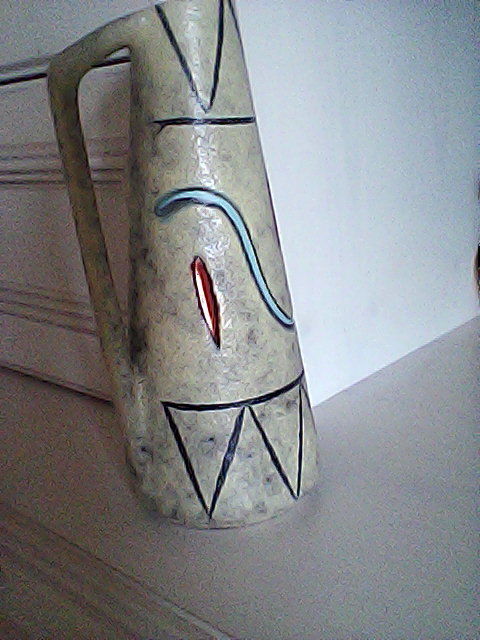 Vase Foreign, tbe 28 Strasbourg (67)