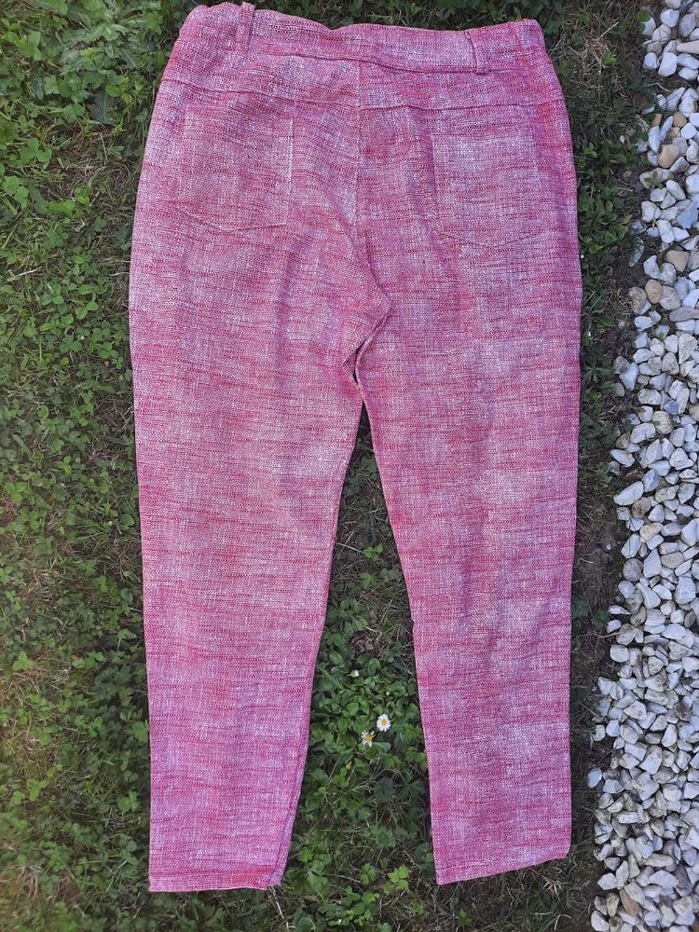 Pantalon rouge et blanc Vêtements