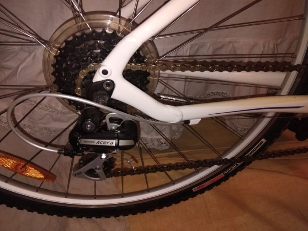 V&eacute;lo Specialized Ariel sport Vélos