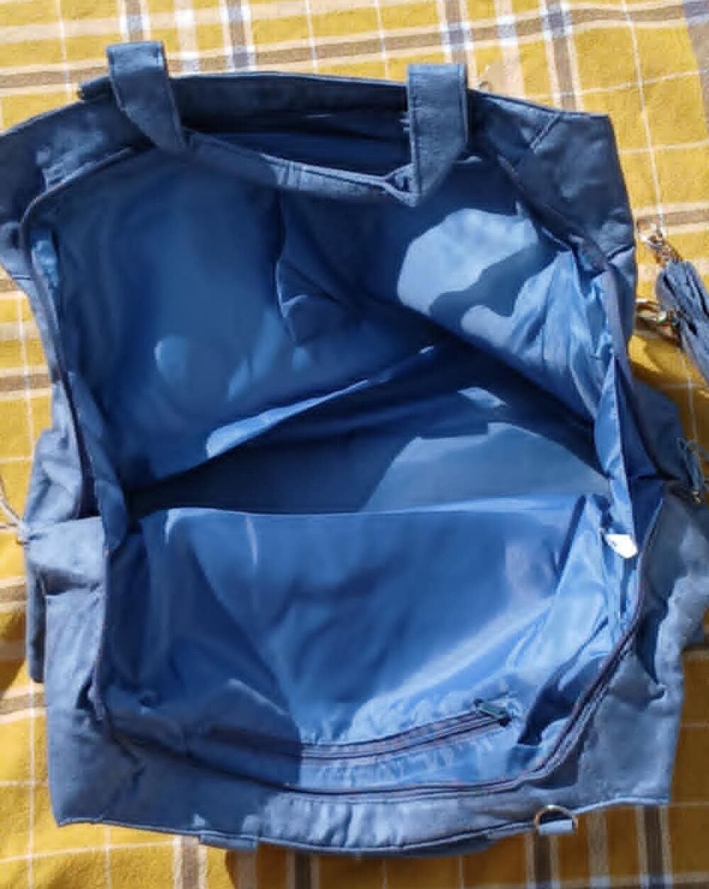 Sac Femme avec Bandouli&egrave;re Amovible &amp; Porte-cl&eacute;s Assortis Maroquinerie