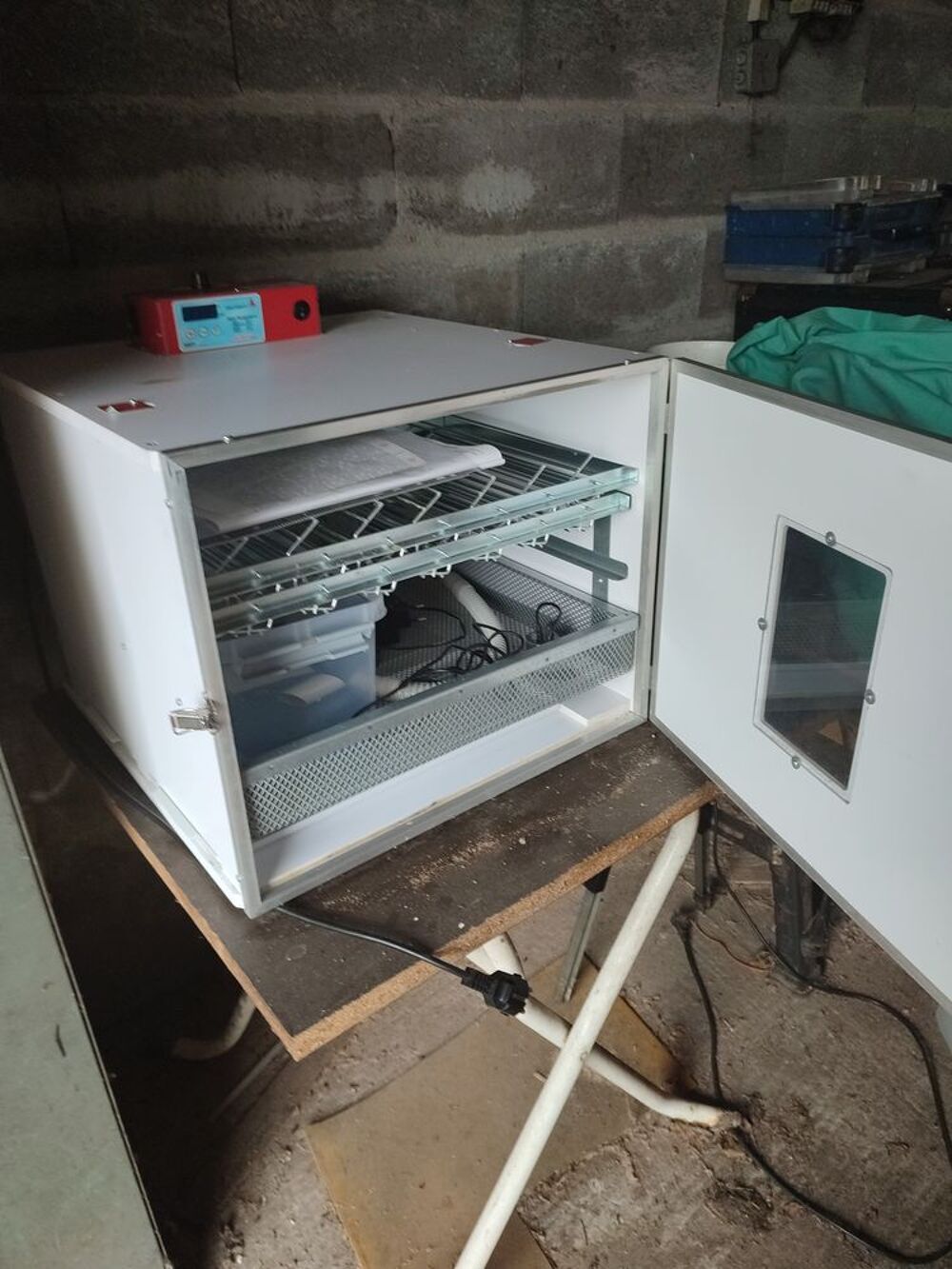 incubateur ou couveuse Electromnager