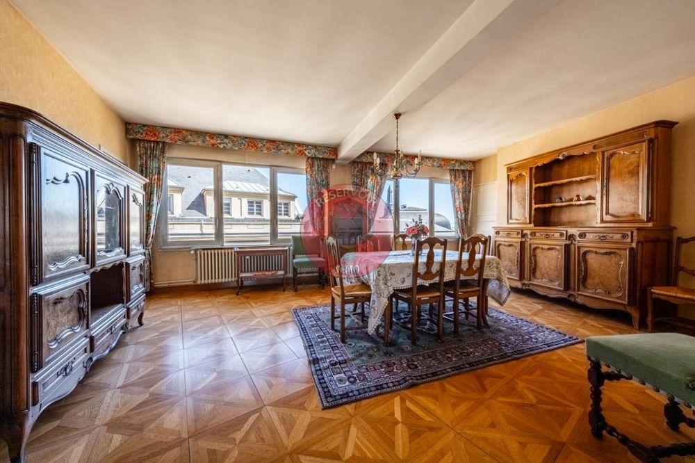 vente Appartement - 5 pièce(s) - 139 m² Dijon (21000)