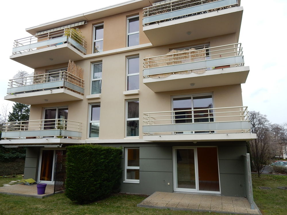 Location Appartement appartement F2 en RDC, non meublé. Clermont-ferrand