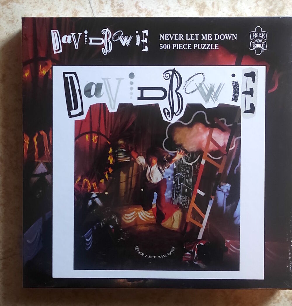 3 puzzles David Bowie
Jeux / jouets