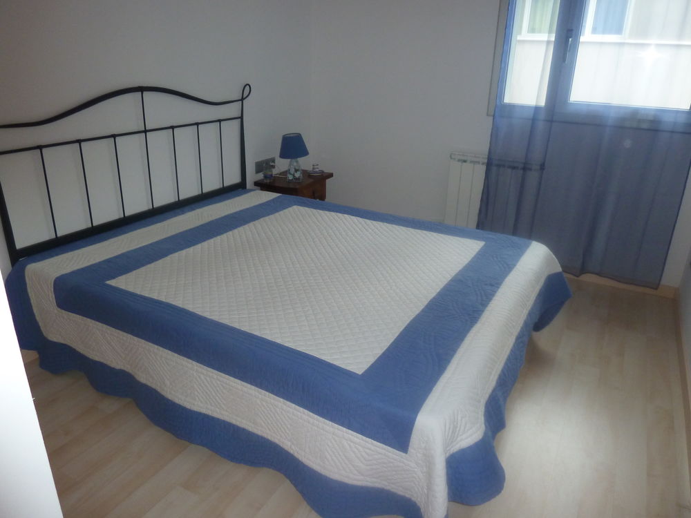   APPARTEMENT ROSES  T4 CENTRE VILLE 500 METRES DE LA PLAGE  Espagne, ROSES
