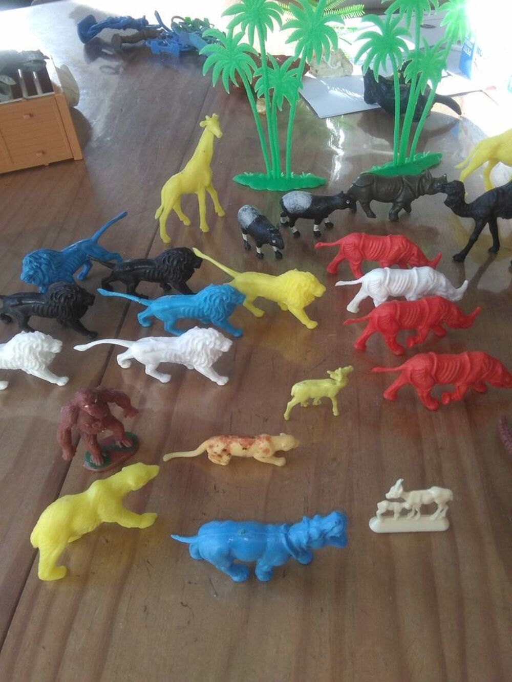 ANIMAUX SAUVAGES EN PLASTIQUE ann&eacute;es 70/80 baisse du prix 9€ Jeux / jouets