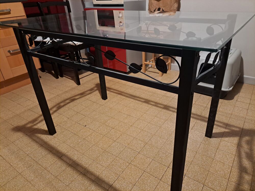 Table + 4 chaises Meubles
