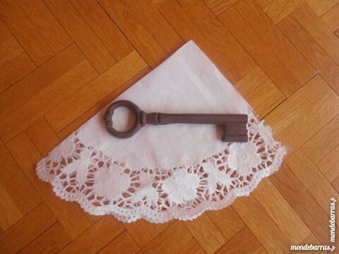 Cl� d�corative N� 2 (54) 5 Tours (37)