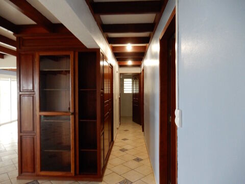  Villa � louer 5 pi�ces 180 m�