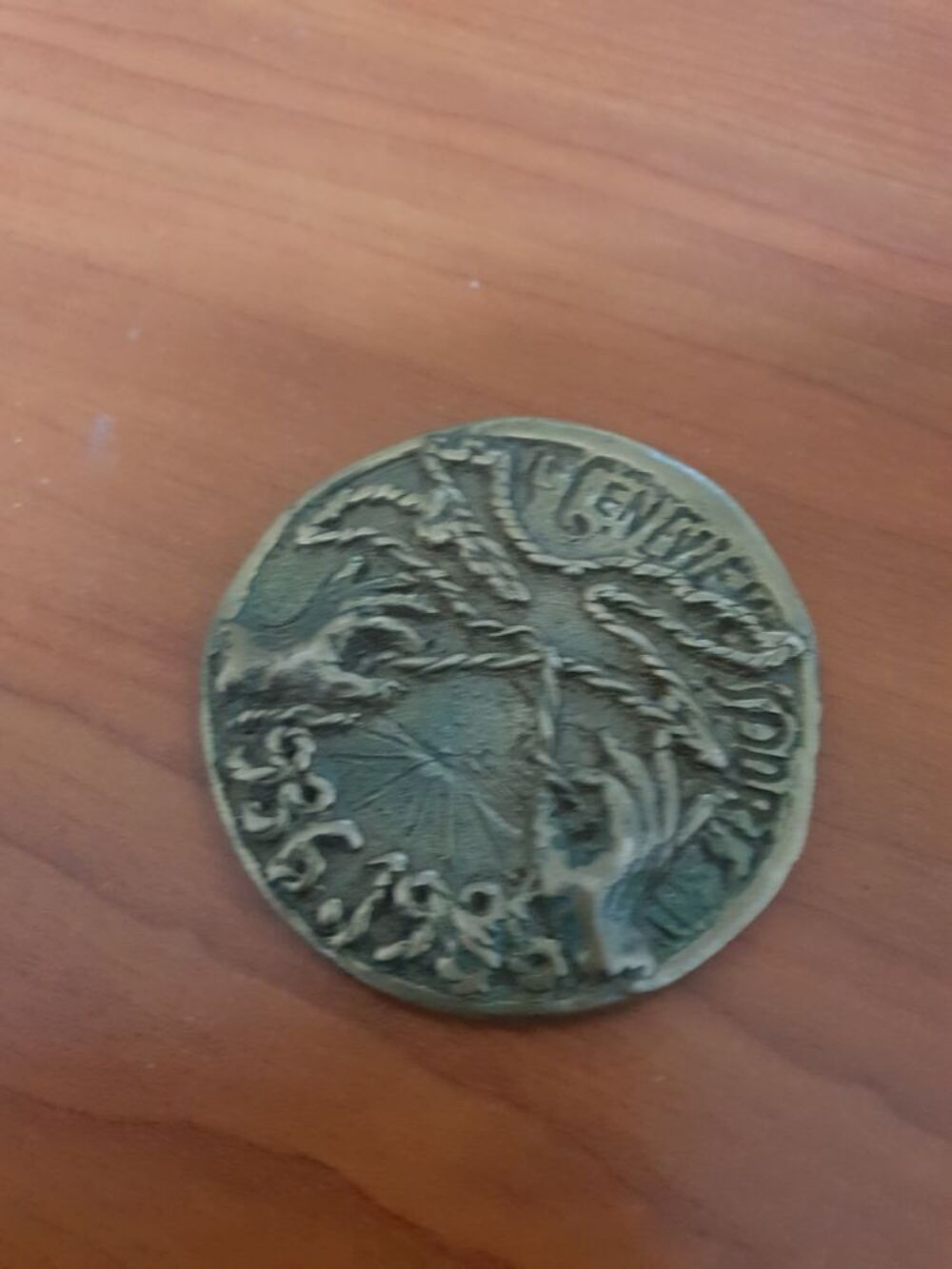 m&eacute;daille bronze ou etain 
