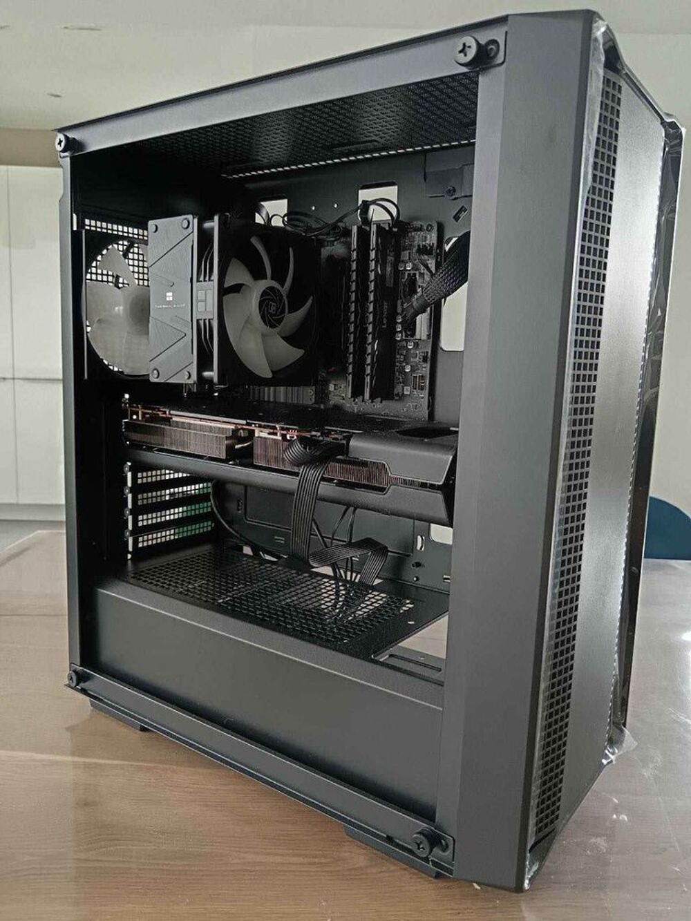 Pc gamer r5 5600x- rx 6800 id&eacute;al pour du QHD (1440p) Matériel informatique