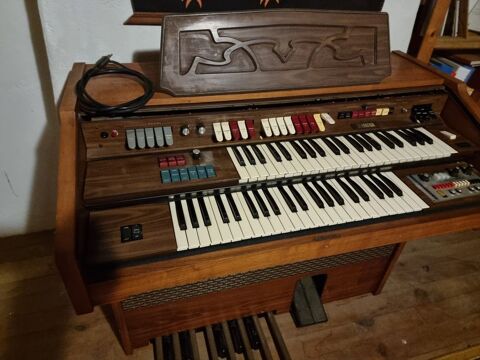 Orgue FARFISA PARTNER 15 35 Bussy-Albieux (42)