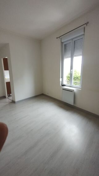  Appartement à louer 2 pièces 30 m² Reims