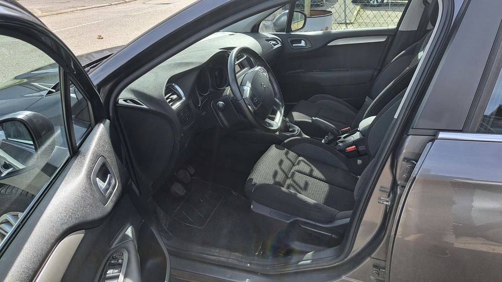 C4 PureTech 130 S&S BVM6 Feel 2015 occasion 01630 Saint-Genis-Pouilly