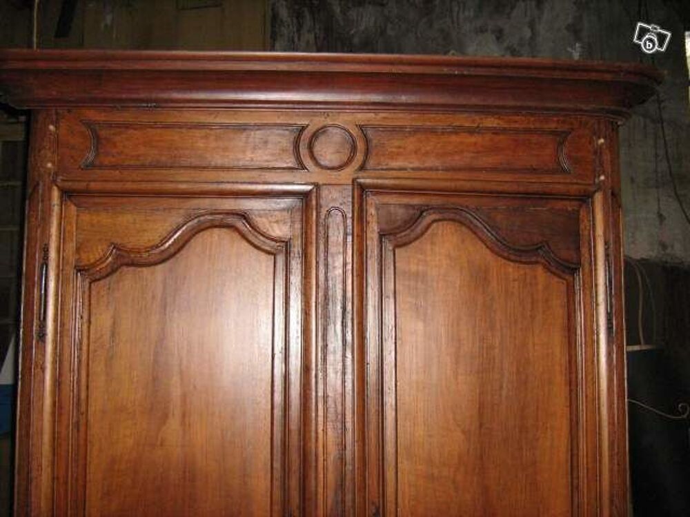 Belle armoire noyer &eacute;poque Louis 15 Proven&ccedil;ale en noyer XVII Meubles