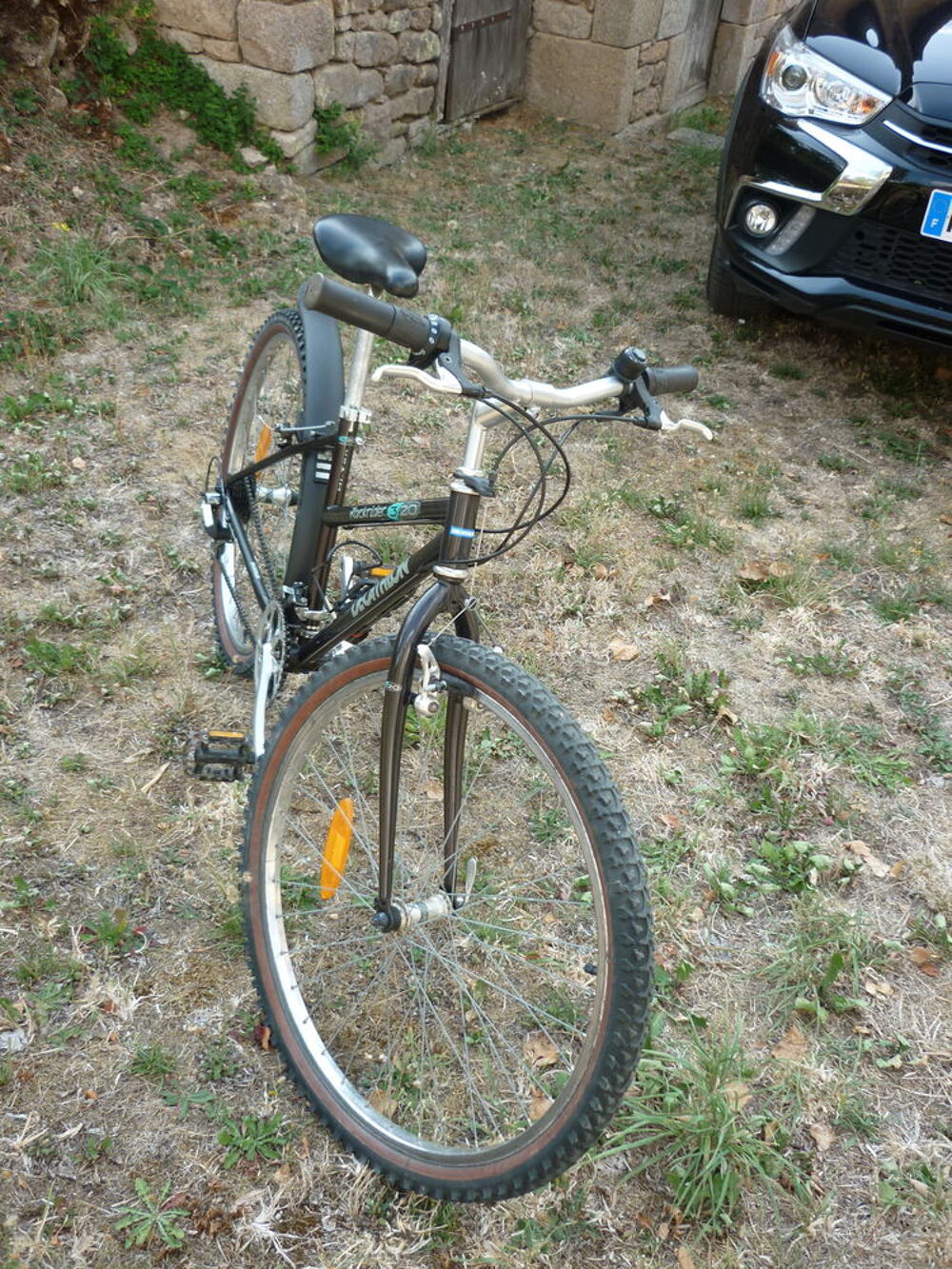 VTT FEMME DECATHLON ROCKRIDER 320
Vélos