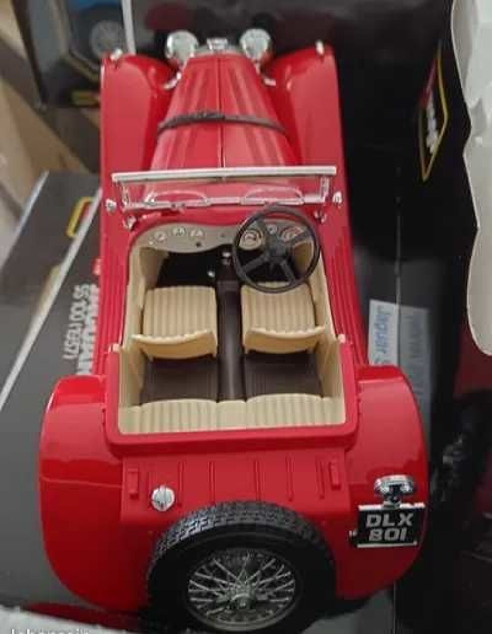 Jaguar SS100 1/18 