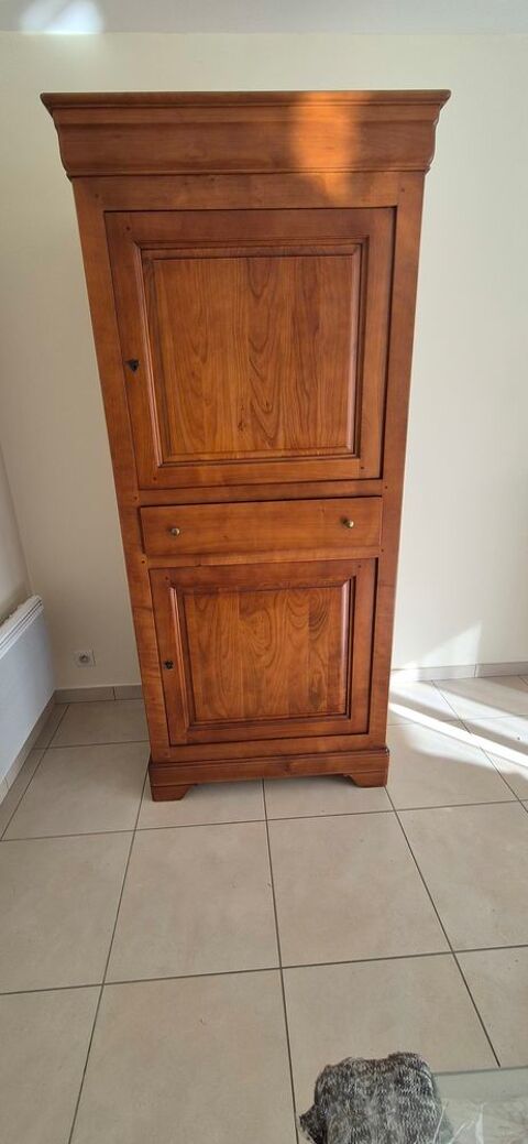 HOMME-DEBOUT MASSIF 1155 Boulazac (24)